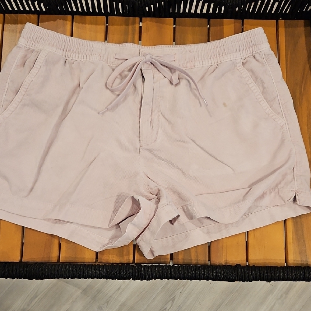 Women's Light Pink Shorts